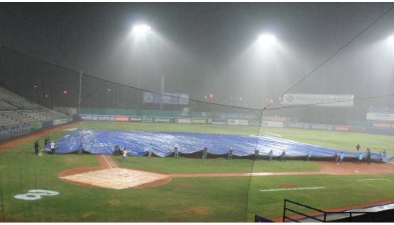 Suspensión por lluvia y doble juego dominical