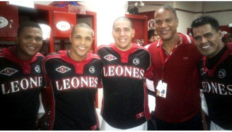Henry y Frank a la final dominicana