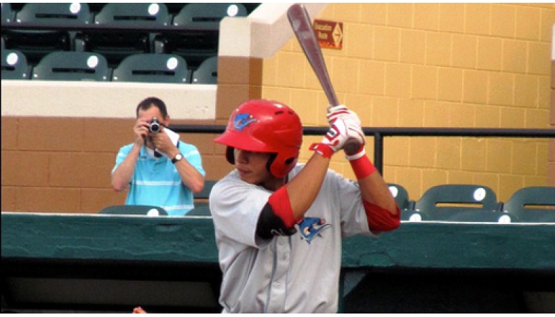 César soltó cuarto triple