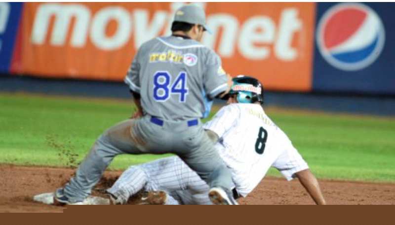 Bravos cae en extrainning