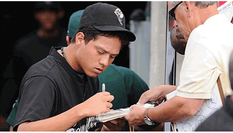 Wilmer: dos jonrones y cuatro impulsadas