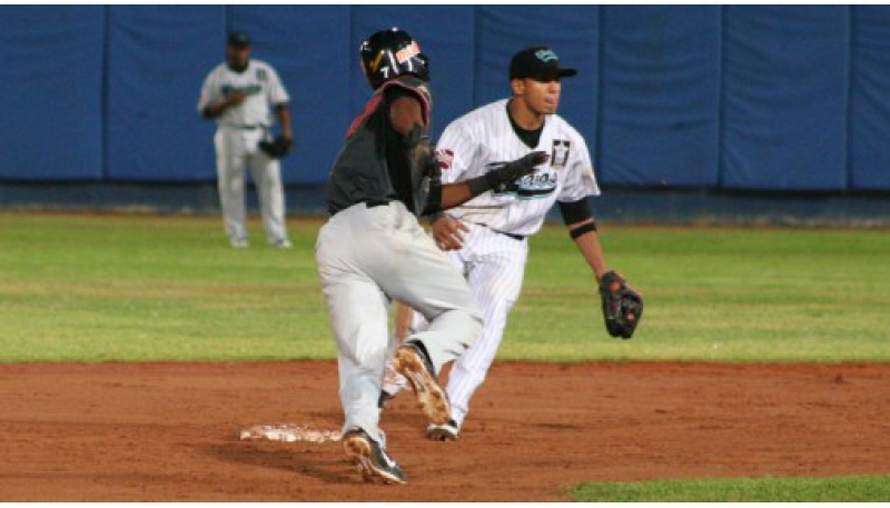 Caracas mantiene su invicto