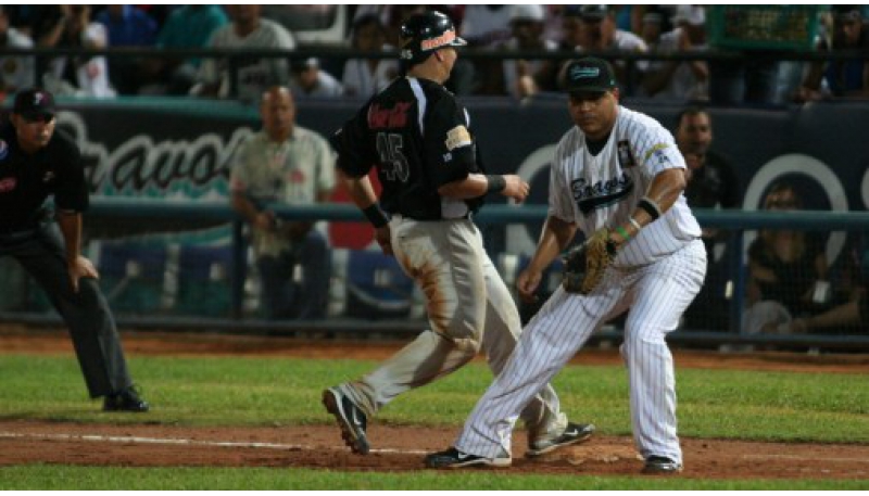 Bravos 7 – Leones 9