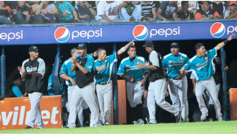 Carlos Rivero lideró paliza de Bravos sobre Águilas