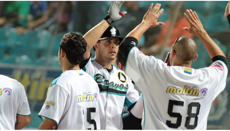 Bravos  se impuso en el primero de la doble tanda