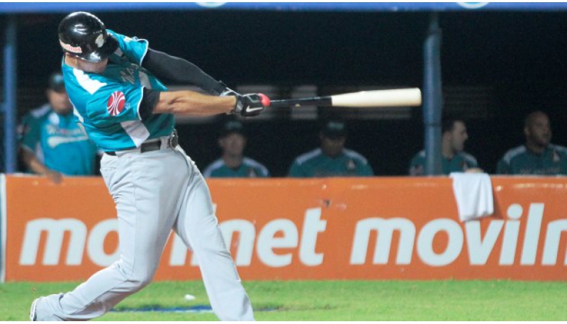 Bravos le ganó el primero a Caribes y sigue tercero