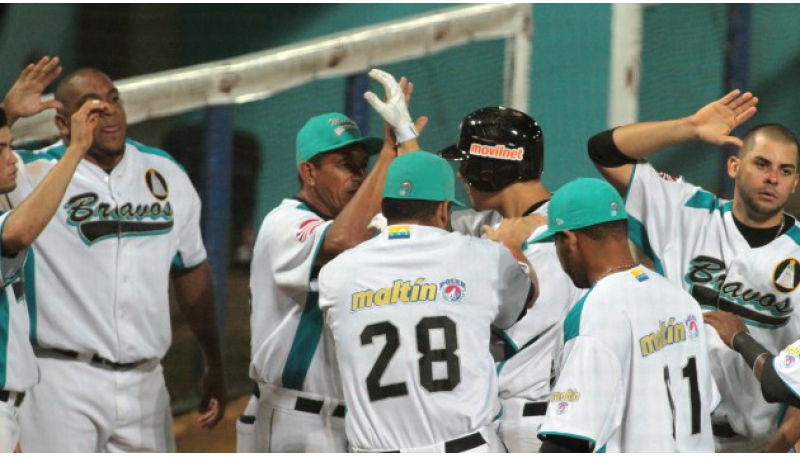 Bravos dividió con Leones