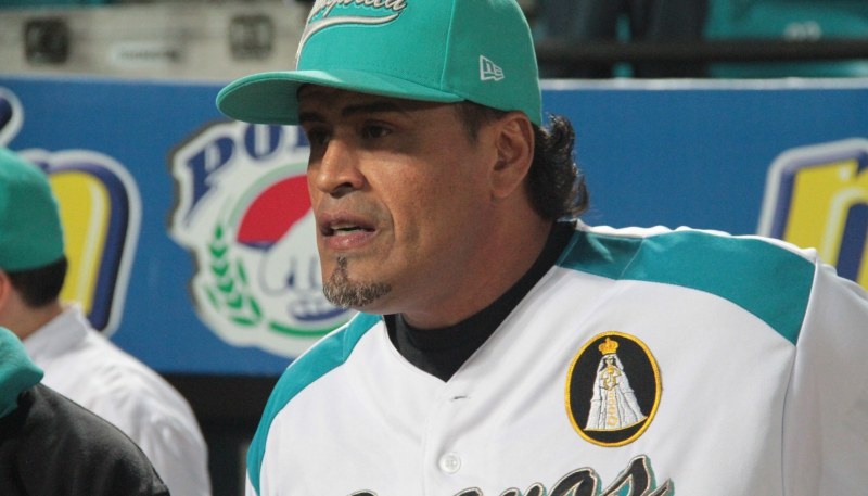 Henry Blanco jugará con los Leones