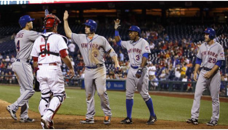 Wilmer Flores mostró todo su poder