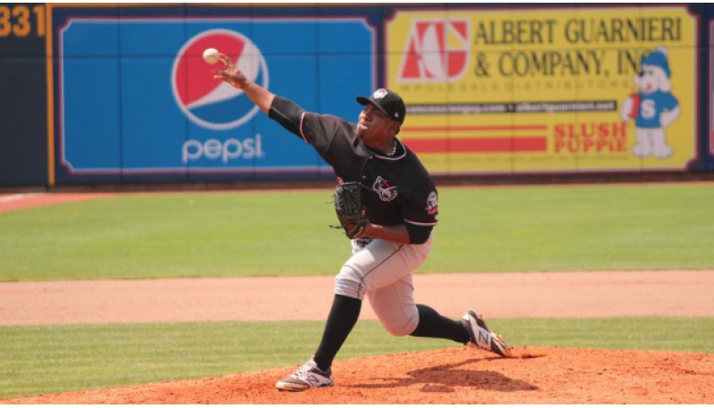 Ángel Nesbitt llegó a 17 salvados