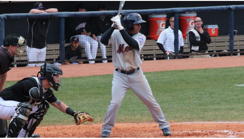 Wilfredo Tovar de 4-2 con doble y triple