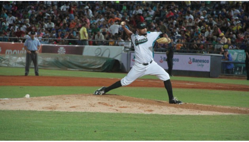 Luis Ramírez cambiado en México