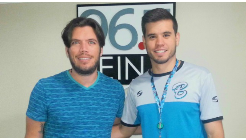 Los Bravos cuadraron con Reina 96.7 FM