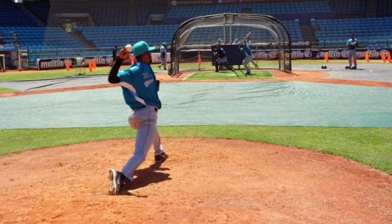 Los lanzadores subieron a la lomita