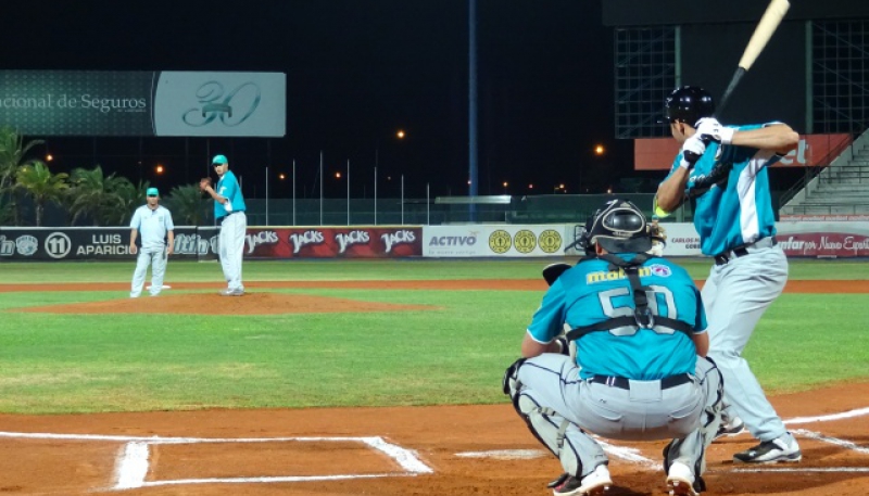 Reciben los Bravos de León a selectivo infantil de béisbol de comunidades  rurales. – Boletines Dependencias