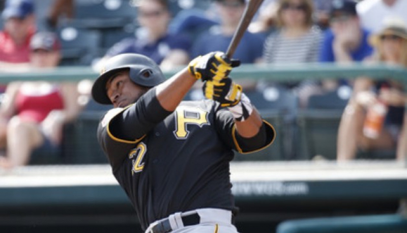 Elías Díaz dio jonrón e impulsó tres