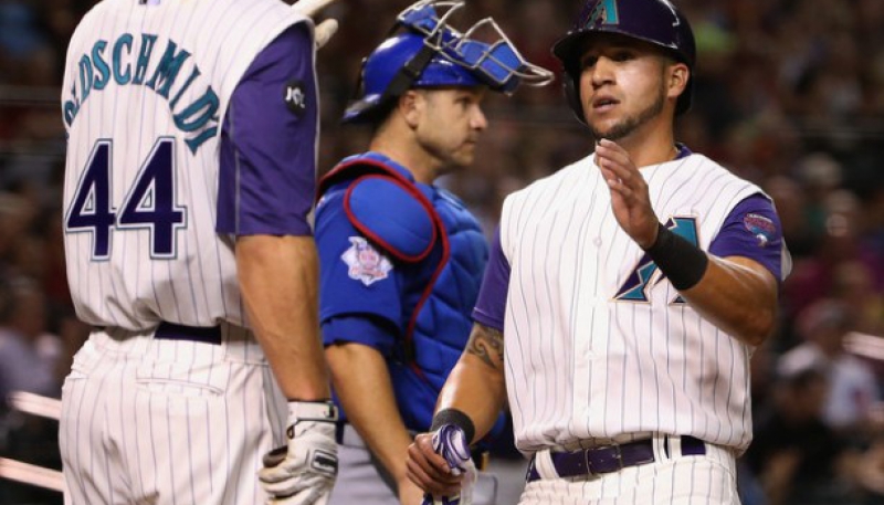 Jugadores de los Bravos en acción