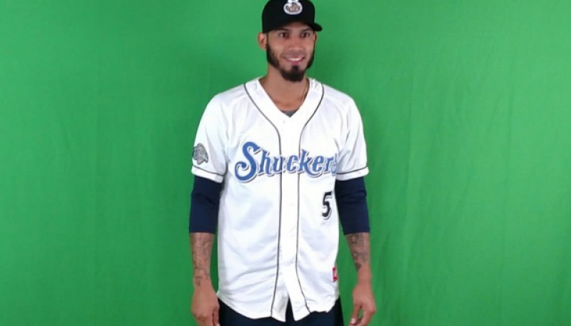 Gabriel Noriega dio jonrón en su debut