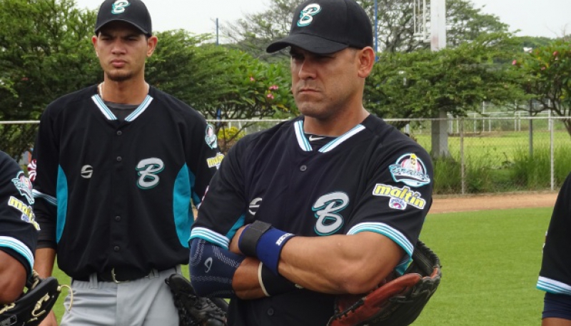 “Vengo a representar esta franela”