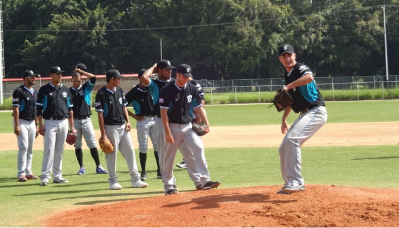 Los Bravos recibieron 8 jugadores