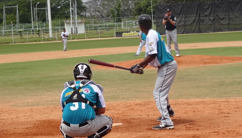 Los Bravos jugaron un duelo interescuadras