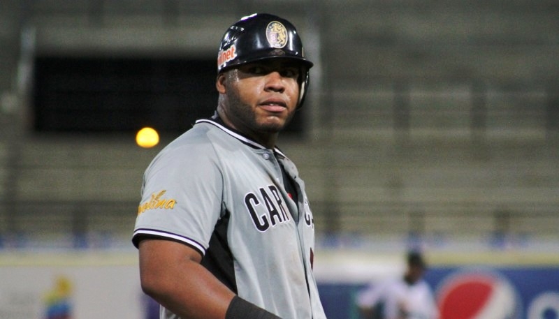 Los Bravos agarraron tres bateadores en el Draft