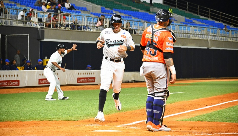 FALTÓ EL BATAZO ANTE CARIBES