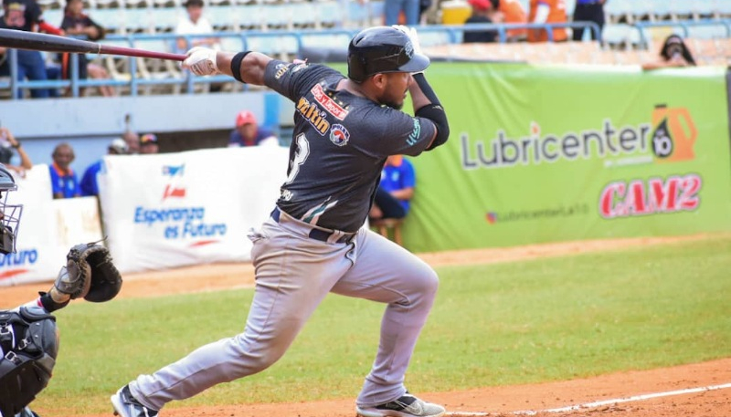 BRAVOS DIVIDIÓ EN MARACAIBO