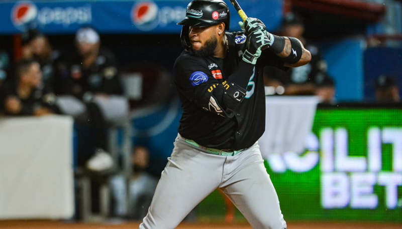 BRAVOS CIERRA GIRA OCCIDENTAL CON SALDO NEGATIVO