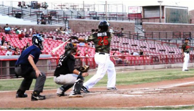 Javier Brito de 4-3 y doble 25